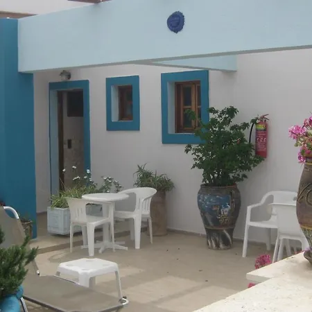 Aparthotel Theodora Makry Gialos (Crete)